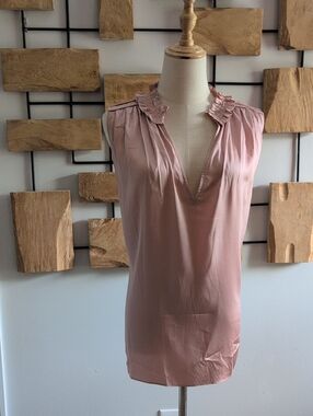 White House Black Market Dusty Rose Ruffle Collar Sleeveless Top